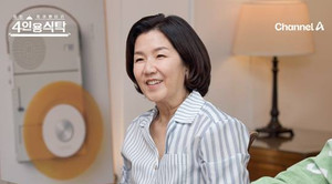 '<b>4인용 식탁</b>' <b>이성미</b>, 가정사 고백 "생모, 생후 100일에 집 나가"