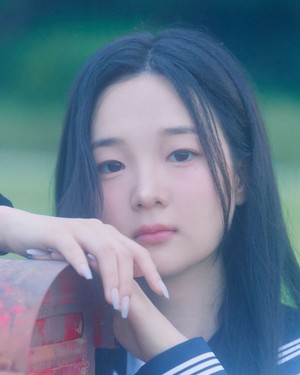 Rookie 7-member girl group Medin Ga-eun suspends activities → Why did she unfollow her agency? - News Directory 3