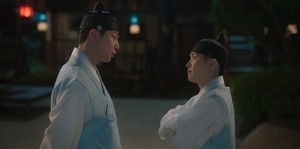 Check-In Hanyang' Sparks Interest with Bae In-Hyuk and Kim Ji-Eun's Dynamic - News Directory 3