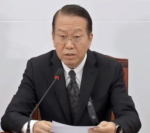 <b>권영세</b>, <b>국정안정</b>과 <b>민생회복</b> 당력 집중