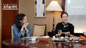 '<b>4인용식탁</b>' <b>강주은</b>, 홈쇼핑 <b>연매출 600억</b>..."남편 최민수보다 세금 더 ...