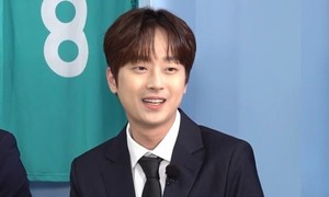 <b>이찬원</b>, 아이돌차트 171주 연속 '톱2'…'대세' 입증하며 인기 순항