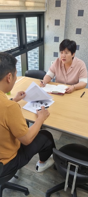 엘케이, OHT 트레일러 부품으로 글로벌 반도체 물류시장 공략 - 뉴스 썸네일 이미지