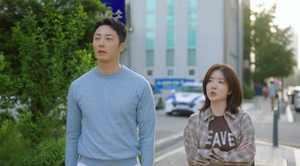 첫 방송 장면 스틸컷