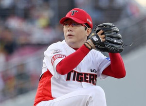<b>LG</b>, 3연패 위기 속 라인업 변화…<b>김현종</b> 데뷔 첫 <b>선발</b> 출격·