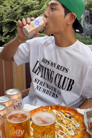 상해기 맥주 광고 게시물