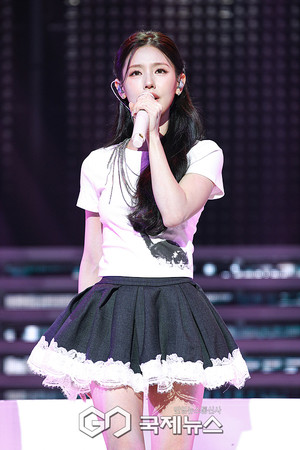 [GJ포토] 아이들 <b>미연</b>, '<b>미연</b>표 팝 발라드곡 <b>세이 마이 네임</b>'