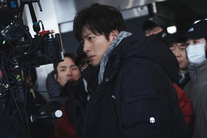 조각도시 비하인드 스틸