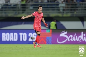 이태석, <b>이강인</b> 도움 받아 가나전 선제골 폭발…한국 1-0 리드