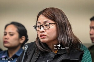 [속보] '중국 간첩 의혹' <b>필리핀</b> 前시장, <b>인신매매</b> 혐의로 <b>종신형</b>