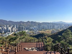 과천시, <b>관악산</b>에 새로운 도심 조망 명소 '<b>해누리 전망대</b>' <b>조성</b>