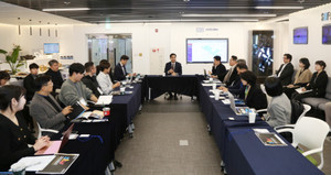 서울AI재단, 전문가와 머리 맞대 '서울시 AI 정책' 실행력 높인다 - 뉴스 썸네일 이미지