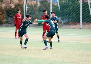 '디펜딩 챔피언' 전주대, 정준성의 첫 해트트릭 폭발로 5-0 대승...통영기... - 뉴스 썸네일 이미지