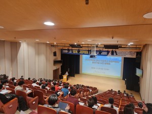 김지철 교육감 "직업계고 취업, 중요한 이정표...생태계 구축 힘쓸 것" - 뉴스 썸네일 이미지