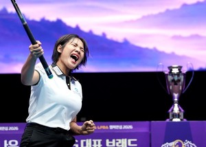 '10승 달성' 스롱 피아비, 가영산맥 넘었다…김가영, 전인미답 위대한 ...