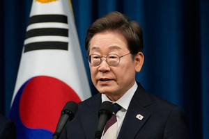 이재명 대통령 "선관위 개혁 위해 필요시 <b>원포인트</b> 개헌 발의할 것"