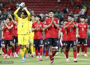 [속보] 한국 남아공 선발 라인업 <b>명단</b> 공개...손흥민 제외·오현규 원톱