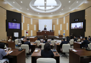 연수구의회, 상임위원장 선출…탁현수·<b>한지혜 의원</b> 당선