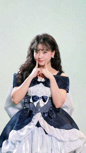 요요미, 독특한 음색으로 세대 아우르다…트로트부터 발라드·댄스까지...
