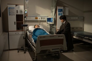 100억 돈가방 들고 유턴한 지성… '<b>아파트</b>' 정진영 구하기 위한 사투