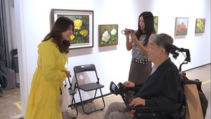 <b>황신혜 동생</b> 정체는 구족화가 황정언 "누나가 밤새 간호"