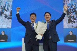 10년 만의 경선 뚫은 <b>문대림</b>…제주도당, 오직 하나 "원팀"