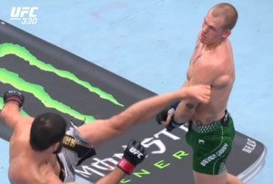 [속보] <b>마카체프</b>, <b>이안 개리</b> 잡고 UFC 17연승… 역대 최다 신기록