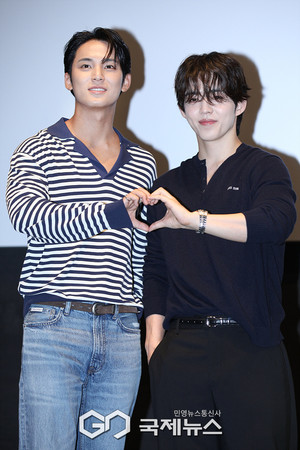 세븐틴 민규·에스쿱스, 하이볼 브랜드 행사 깜짝 참석