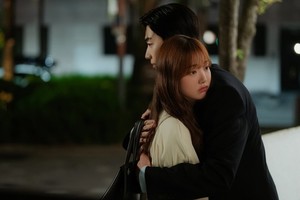 '<b>최애의 사원</b>' 강훈 첫사랑 <b>등장</b>에 로맨스 위기...총 몇부작?
