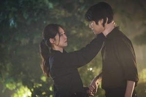 '<b>유부녀킬러</b>' 공효진, 이엘리야와 육탄전...새드엔딩 <b>결말</b> 맞나