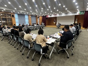청양 고추구기자축제 '성과 점검'...11만 명 방문·14억 판매 - 뉴스 썸네일 이미지